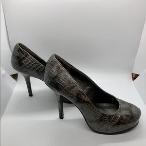 Wet Seal Raquel High Heels Grey Croc Size 9 Bollywood Sexy Heels